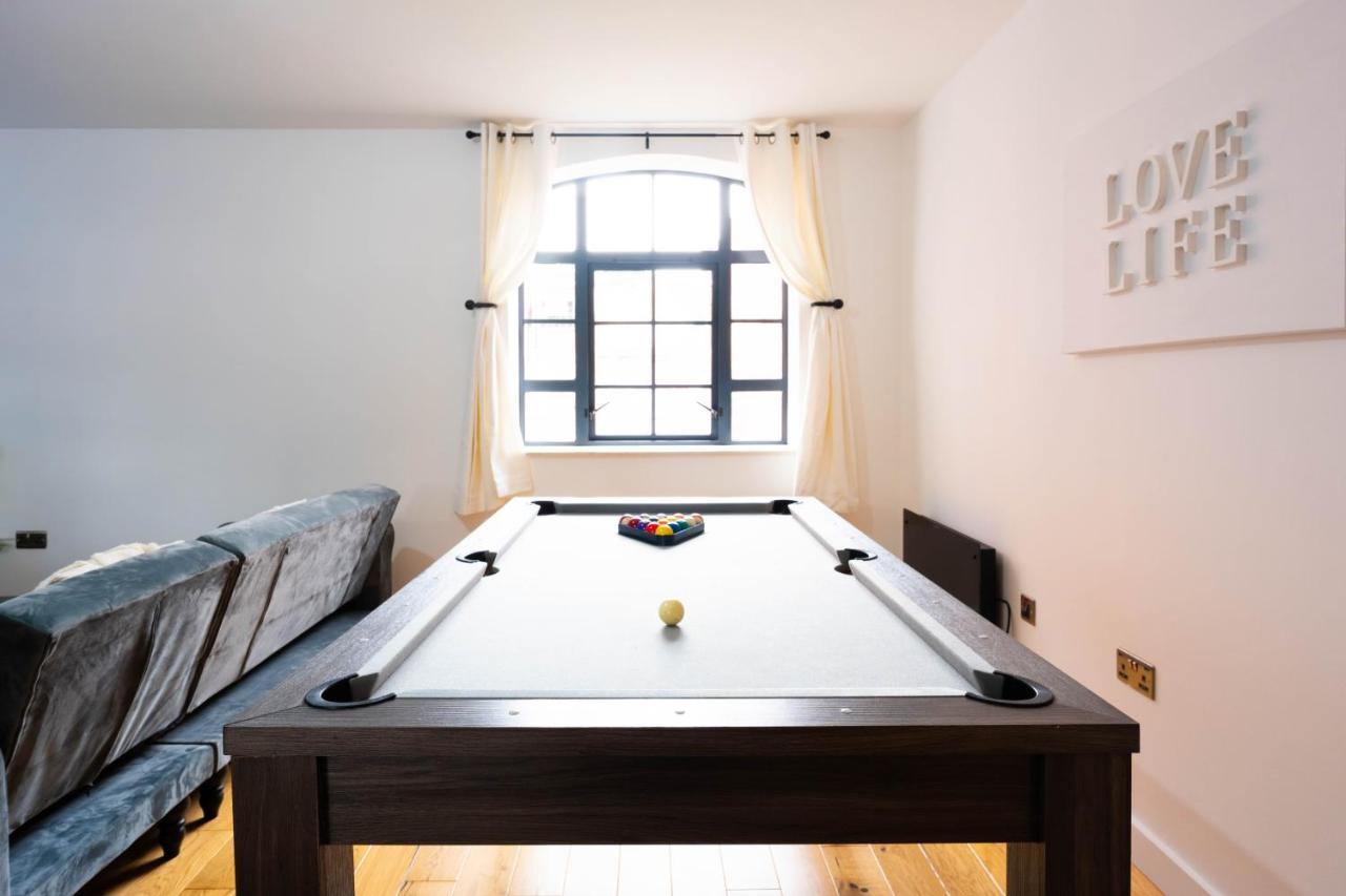 Stunning Townhouse With Pool Table Villa Birmingam Exterior foto