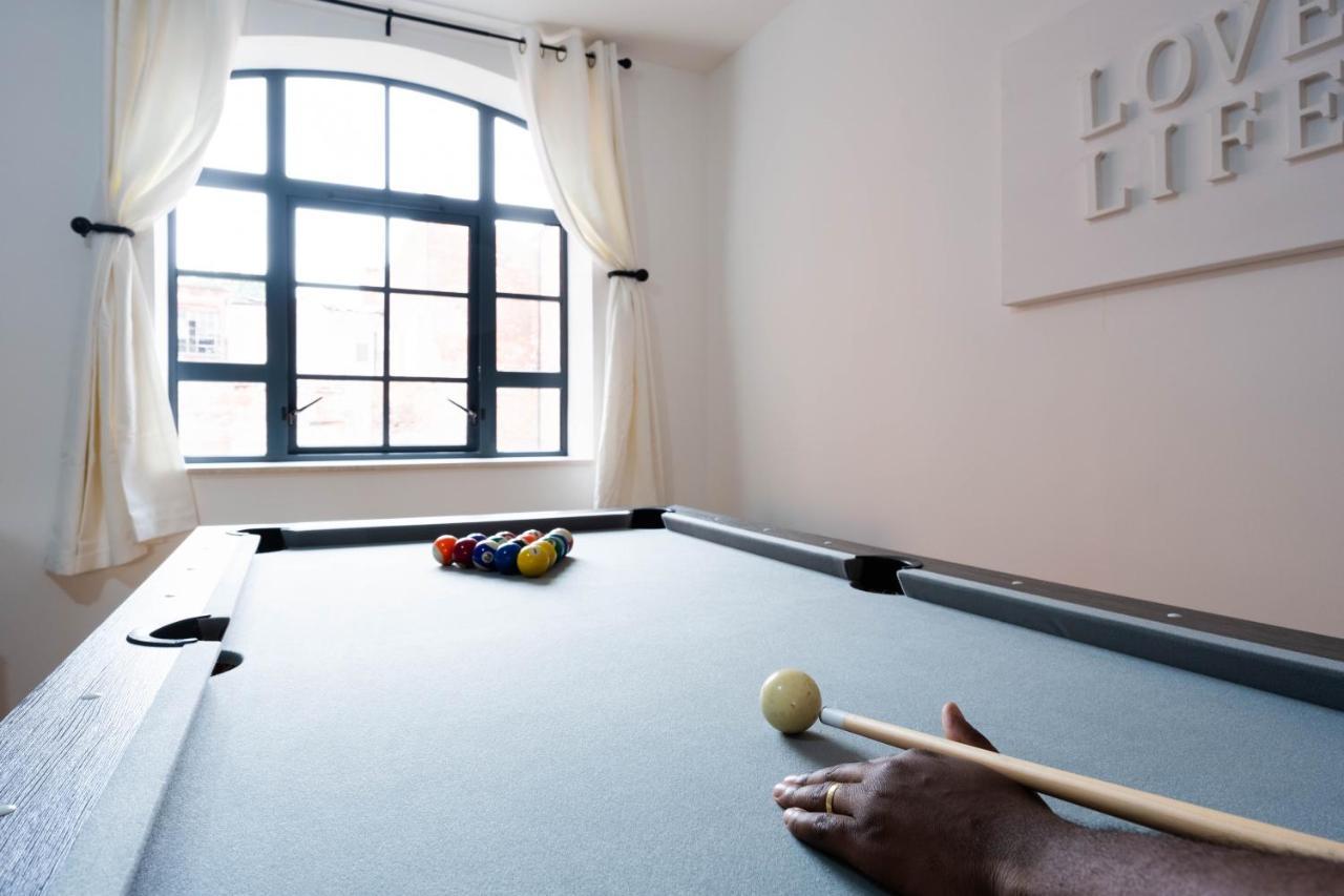 Stunning Townhouse With Pool Table Villa Birmingam Exterior foto